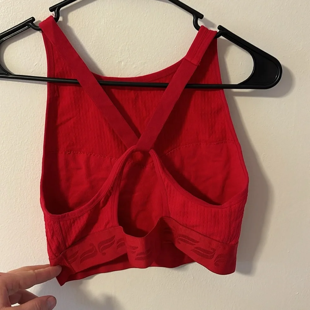 Fabletics sports bra - Picture 2 of 2